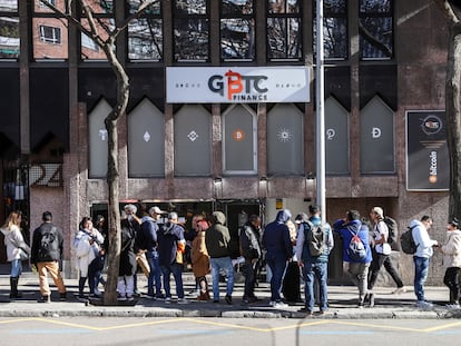 Fachada del cajero de GBTC del Paseo de la Habana, 24, en Madrid.