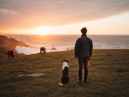 Un atardecer en una playa de Hondarribia, en la provincia de Gipuzkoa.