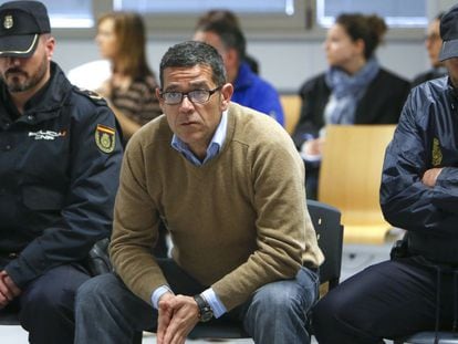 Jorge Ignacio Roca, uno de los acusados, en el &#039;caso Emarsa&#039;, al inicio del juicio tras m&aacute;s de seis a&ntilde;os de investigaci&oacute;n, en Valencia.