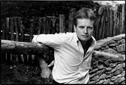 El escritor Bruce Chatwin, en una imagen tomada en Par&iacute;s. 