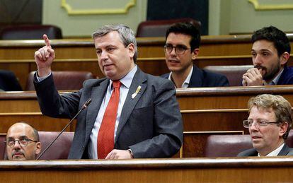 El diputado de PDeCAT Jordi Xucl&agrave;, durante el pleno del Congreso de los Diputados.