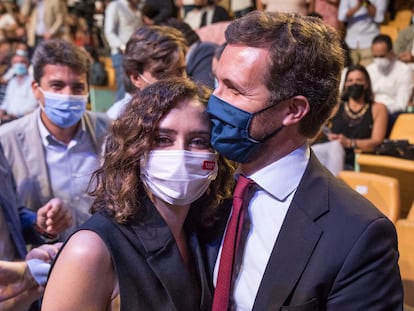 Ayuso y Casado, durante la convención del PP.