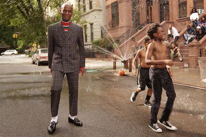 El diseñador Dapper Dan es el protagonista de la campaña masculina de Gucci.