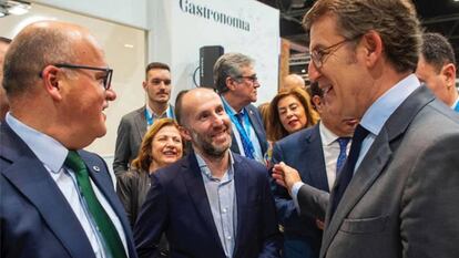 El alcalde de Ourense, Gonzalo Pérez Jácome (centro de la imagen), junto al presidente de la Xunta, Alberto Núñez Feijóo, y el presidente de la Diputación de Ourense, José Manuel Baltar.