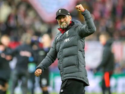 Klopp celebra la victoria del Liverpool ante el Salzburgo en Champions.