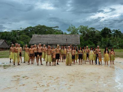 Miembros de la comunidad indígena matsés de Puerto Alegre, Perú.