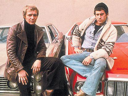 Michael Glaser (Starsky, a la derecha) y David Soul (Hutch), los actores que protagonizaron la serie <b><i>Starsky y Hutch</b></i>