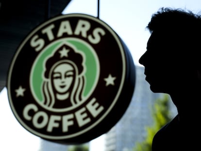 Una tienda de 'Stars Coffee' en Moscú, el sustituto local de Starbucks.