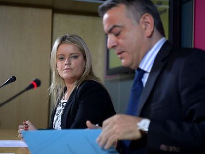 Marimar Blanco y Javier de Andr&eacute;s, este lunes en Vitoria