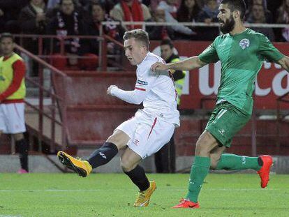 Deulofeu anota su gol al Sabadell. 