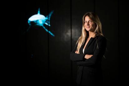 Gádor Muntaner, oceanógrafa especializada en tiburones. Fotografiada en el Movistar Center de Barcelona.
