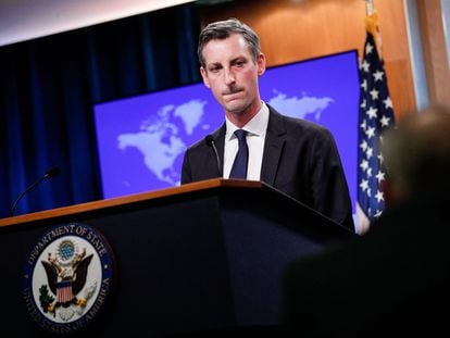 El portavoz del Departamento de Estado de EE UU, Ned Price, durante una rueda de prensa en Washington, EE UU, el pasado marzo.