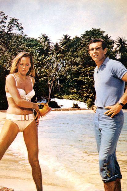  

	Érase una vez un biquini
	
	Ursula Andress (James Bond contra Dr No, Terence Young, 1962)
	Si hay una salida del mar- con corte de respiración incluido- ésta es sin duda la aparición de Ursula Andress en la primera entrega de la saga del agente 007. Con ella comenzaba la leyenda de las chicas Bond y un dos piezas que haría historia.