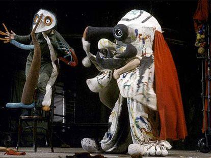 Representación de &#39;Mori el Merma&#39; (1978), con vestuario de Joan Miró.