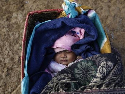 Una niña de cuatro meses en Nepal. 