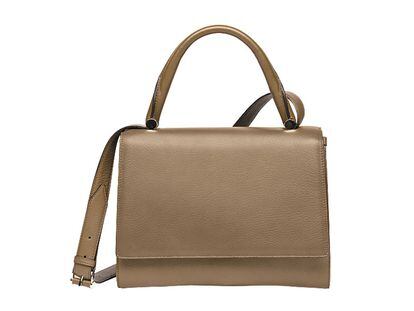 Max Mara (899 €).