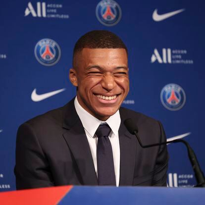 Kylian Mbappe of PSG during a press conference following the renewal of his contract at Paris Saint-Germain until 2025, on May 23, 2022 at Parc des Princes stadium in Paris, France - Photo Jean Catuffe / DPPI
AFP7 
23/05/2022 ONLY FOR USE IN SPAIN