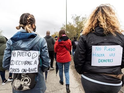 Manifestación sobre la situación de la Cañada Real Galiana el pasado octubre bajo el lema "tener luz no es un lujo, es un derecho".