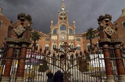 Entrada principal del recinto del hospital de Sant Pau histórico.