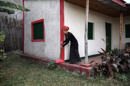  Susan Hadlum , mujer rastafari originaria de Coventry, lleva tres años viviendo en Etiopía. 