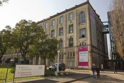 La fachada del Hotel de inmigrantes, hoy Museo de la Inmigración.
