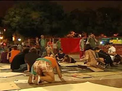 Los indignados de Barcelona protestan por los desalojos de Madrid