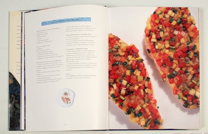 Receta del salmonete Gaudí, incluida en el libro 'elBulli. Sabor Mediterráneo'. Imagen proporcionada por elBulli Foundation.