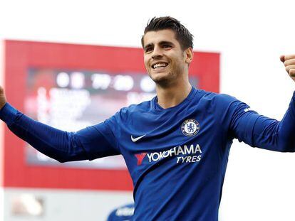 &Aacute;lvaro Morata festeja su tercer gol al Stoke City.