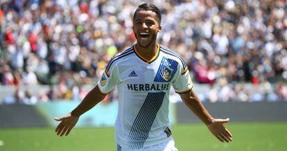 Giovani Dos Santos durante un partido con Los Ángeles Galaxy