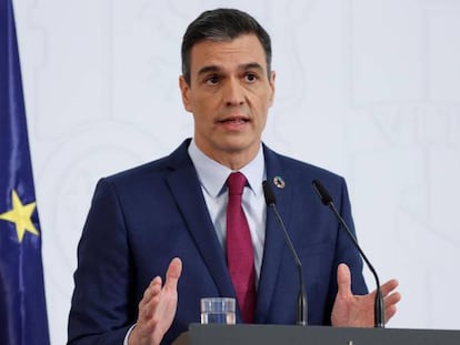 El presidente del Gobierno, Pedro Sánchez, hace balance del año tras la última reunión del Consejo de Ministros de 2020 y presenta un informe sobre el cumplimiento de los compromisos adquiridos en su investidura este martes en el Palacio de la Moncloa