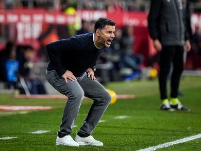 Míchel durante el partido entre el Girona y la Real Sociedad.