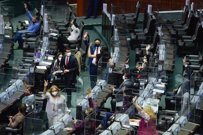 Sesión semipresencial ordinaria en la Cámara de Diputados, este miércoles.