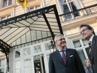 Artur Mas con el presidente de la regi&oacute;n de Flandes, Kris Peeters. 