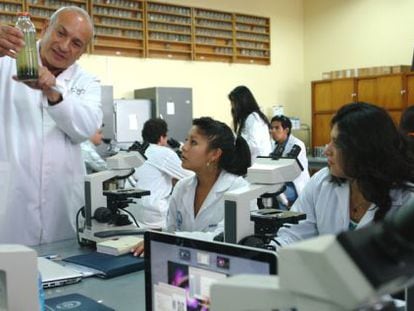 Ecuador invierte en ‘cerebros’