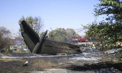 Restos del avión de Spanair accidentado en Barajas (Madrid) el 20 de agosto de 2008.