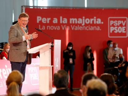 El secretario general del PSPV, Ximo Puig, interviene en la primera jornada del XIV Congreso de los socialisats valencianos, en Benidorm.