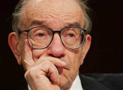 Greenspan, en una reunión en el Capitolio, en abril de 2005.