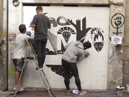 Boamistura recupera el grafiti de la Calle de Huertas.