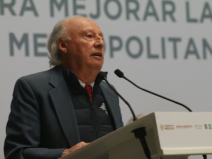 Víctor Toledo, todavía como secretario de Medio Ambiente.