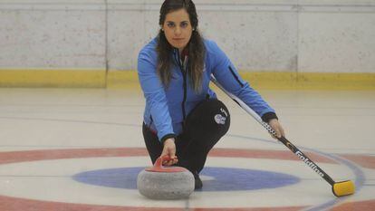 Irantzu García, en la pista de hielo de Vitoria.