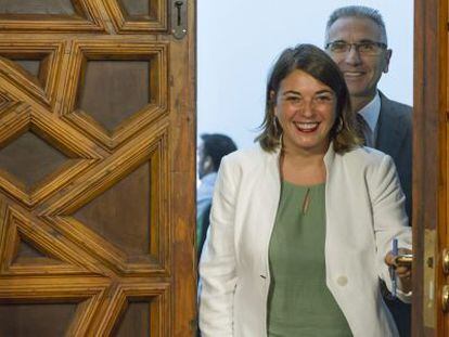 Elena Cort&eacute;s y Miguel &Aacute;ngel V&aacute;zquez, tras el Consejo de Gobierno.