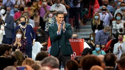 Pedro Sánchez, el domingo, en la clausura del 40º Congreso Federal del partido, en la Feria de Valencia.
