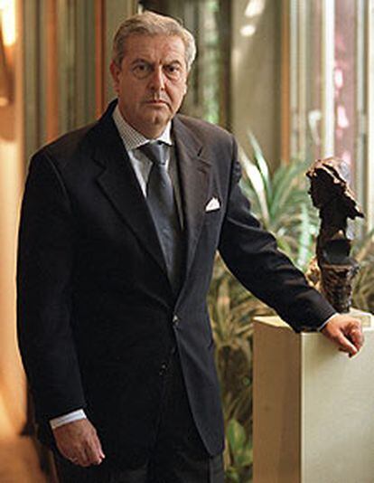 Miguel Corsini, presidente de Renfe, en su despacho.