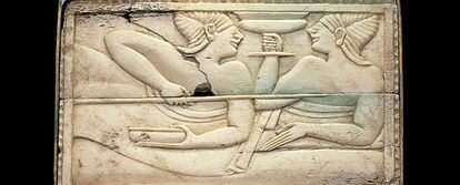 Plaquita de revestimiento de marfil. Siglo VI a.C.