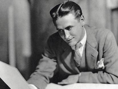 El pobre Scott Fitzgerald vivió rápido y tuvo una temprana y desastrosa crisis de madurez.