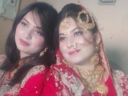 Las dos hermanas de Terrassa asesinadas en Pakistán, en una imagen distribuida por la policía del Punjab.