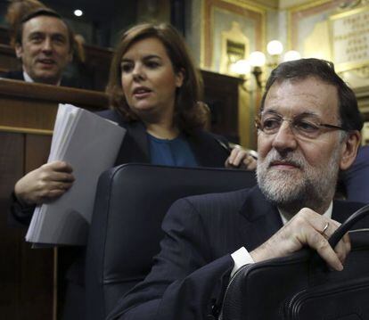 El presidente del Gobierno, Mariano Rajoy, y la vicepresidenta Soraya S&aacute;enz de Santamar&iacute;a. 