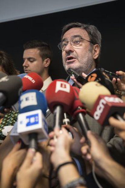 El expresidente Narcís Serra, ayer en los juzgados.