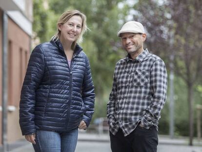 Jenn Baljko i Lluís López-Bayona, dos viatgers de Barcelona que van fer una ruta a peu des de Bangkok.