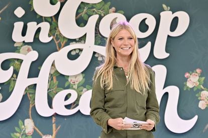 ¿Quién? Gwyneth Paltrow ¿Inversiones de éxito? A pesar de lo extravagante de algunos de sus productos (cómo olvidar el repelente de vampiros), Goop, la compañía de estilo de vida fundada por la actriz y nacida de una newsletter, se ha erigido en un conglomerado de éxito que abarca una web, libros, una marca de moda, una revista impresa, una tienda online, tiendas físicas en Los Ángeles, Nueva York o Londres y conferencias varias sobre bienestar con entradas que alcanzaron precios cercanos a los 5.000 euros. Fortuna estimada: 125 millones de euros.